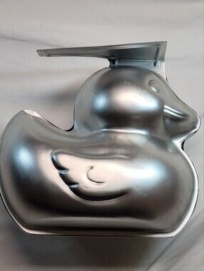 Vintage Wilton 3D Rubber Ducky Cake Pan Mold 2002 Retro Easter Novelty